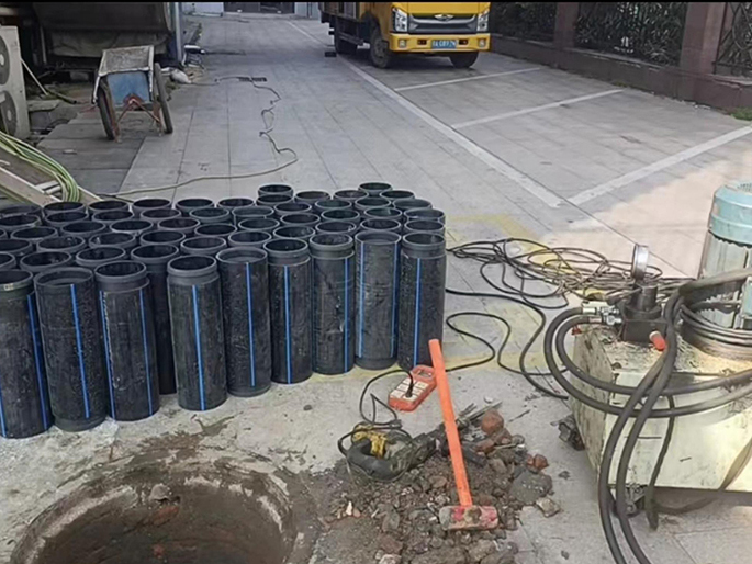 曲江PE置换管厂家 DN315置换管 非开挖管短管置换